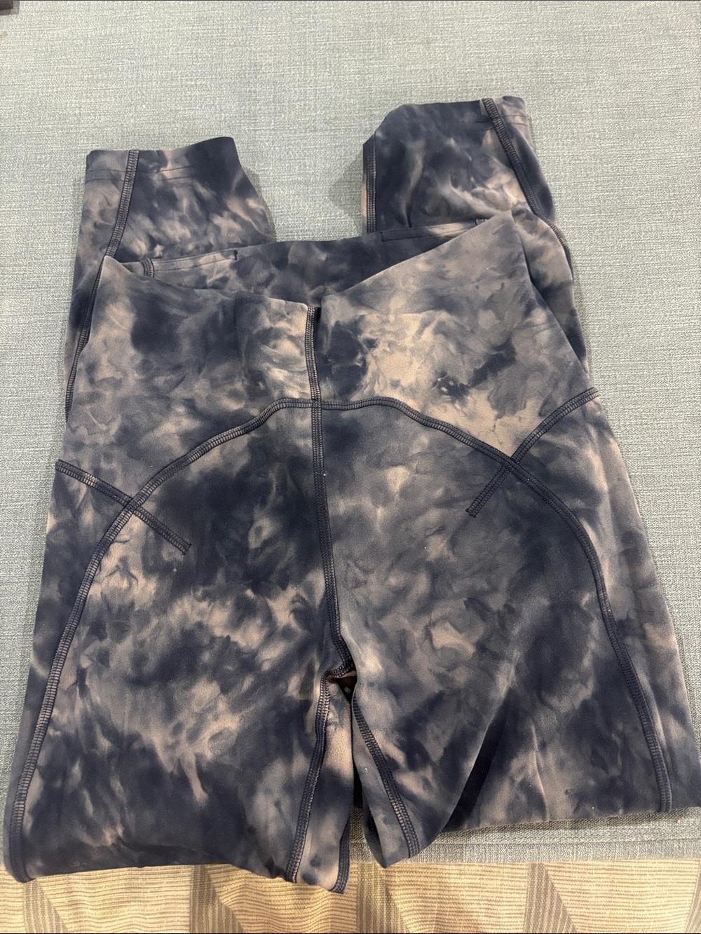 lululemon athletica Tie-Dye High-Rise Leggings in Navy and Cream